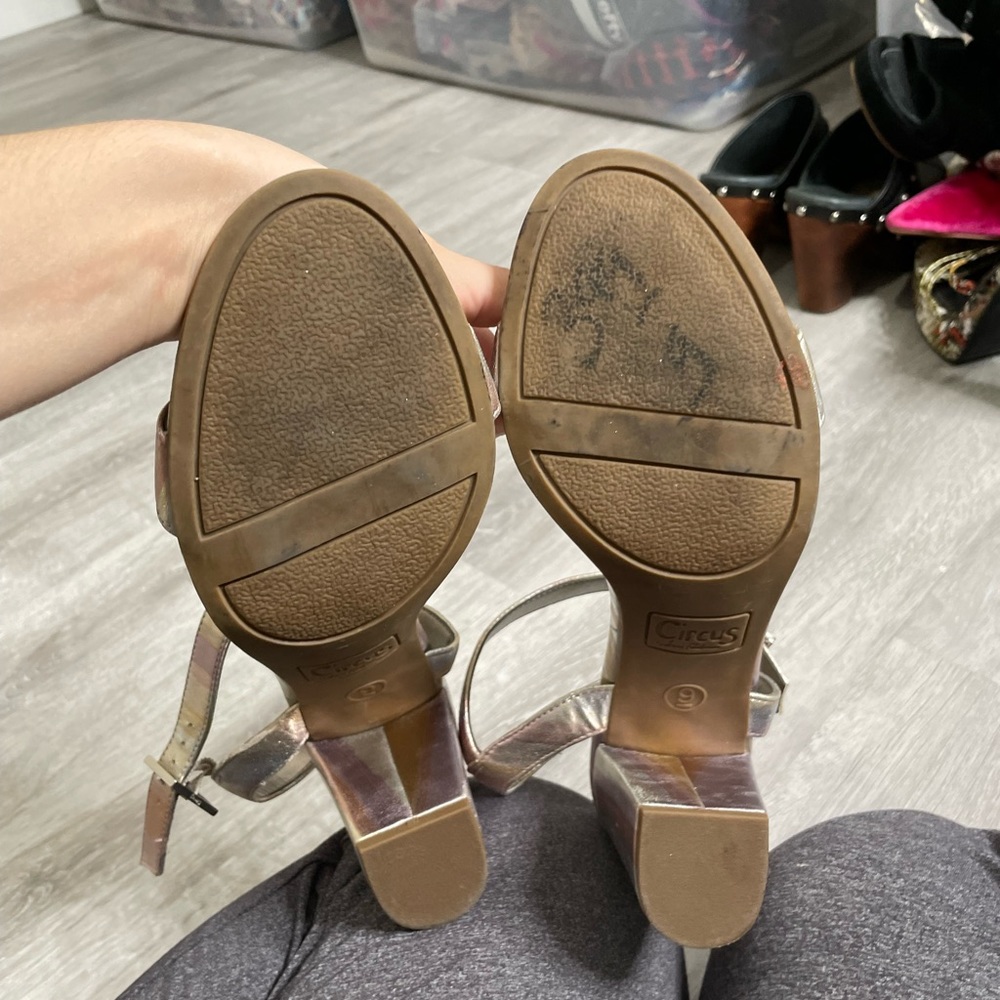 Circus by Sam Edelman Esther Heel 9 - Picture 3 of 9